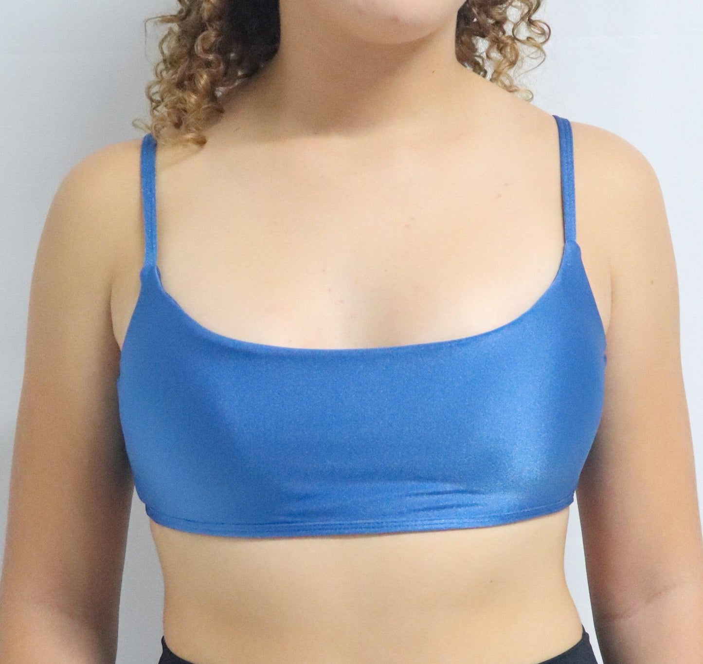 Top liso costa cavada azul oceano'